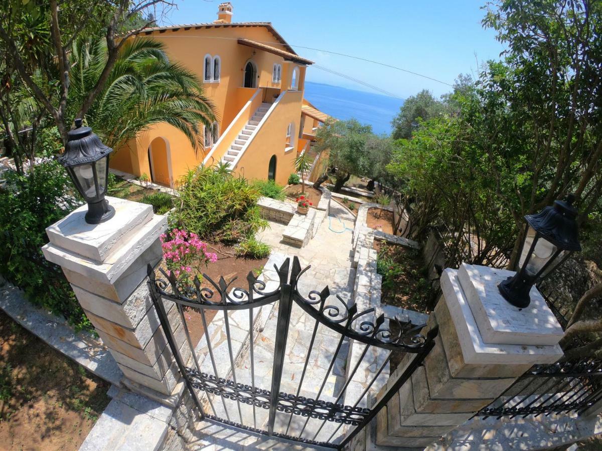 Silent Bay Apartments Katávolos 외부 사진